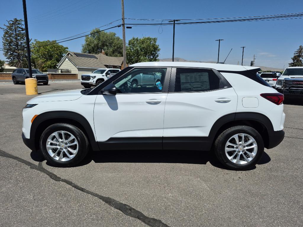 new 2026 Chevrolet TrailBlazer car, priced at $25,875