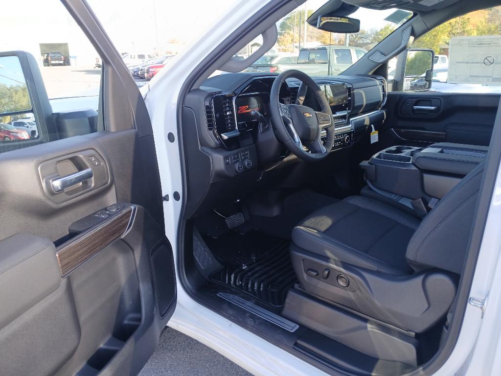 new 2026 Chevrolet Silverado 3500 car, priced at $70,645
