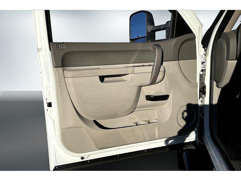 used 2011 GMC Sierra 2500 car, priced at $18,815