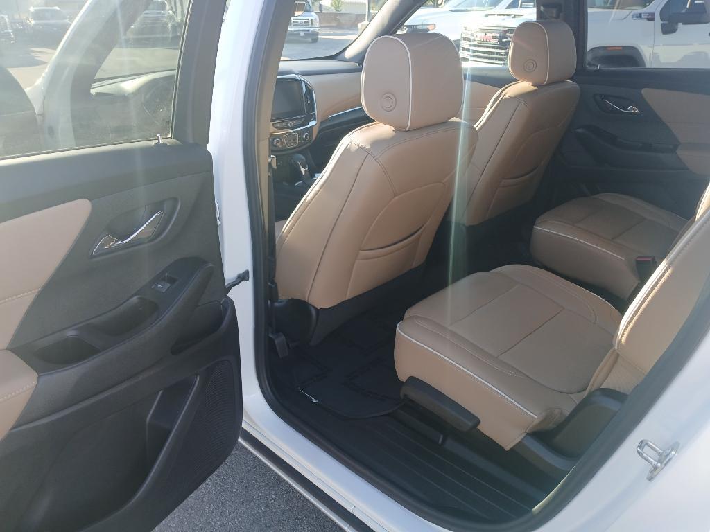 used 2023 Chevrolet Traverse car, priced at $37,394