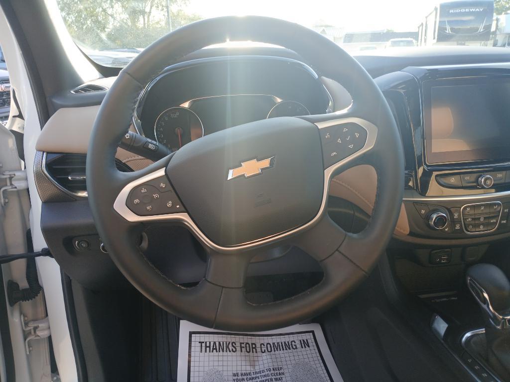 used 2023 Chevrolet Traverse car, priced at $37,394