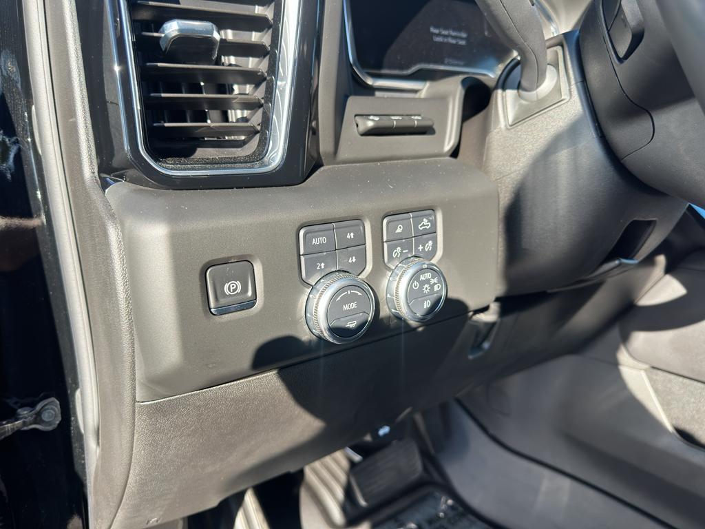 new 2025 GMC Sierra 2500 car, priced at $89,140