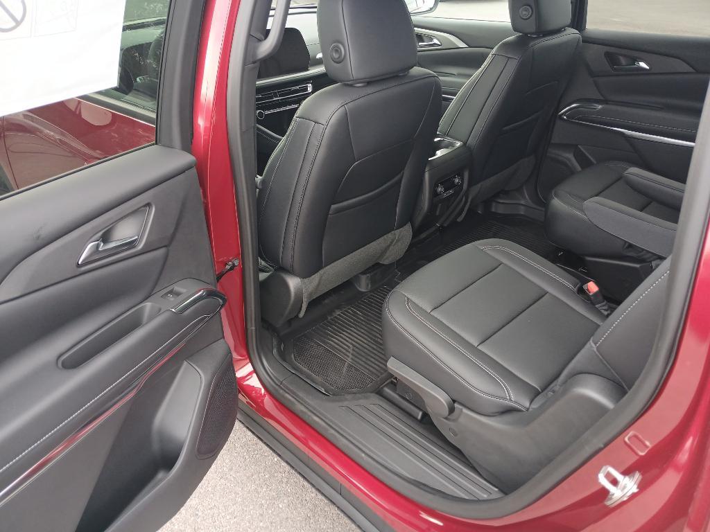 new 2026 Chevrolet Traverse car, priced at $50,500