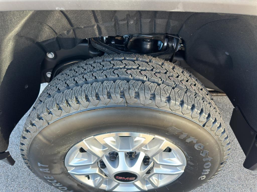 new 2025 GMC Sierra 2500 car, priced at $53,590