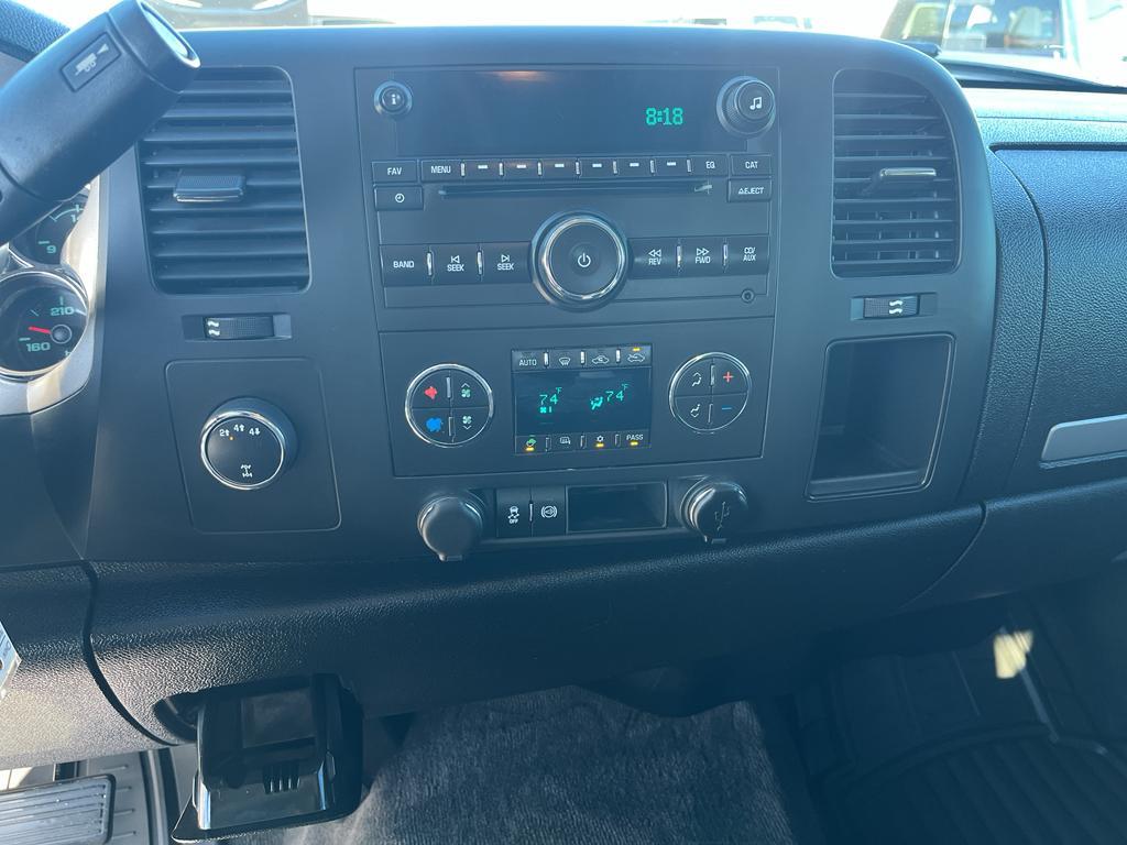 used 2014 GMC Sierra 2500 car, priced at $33,177