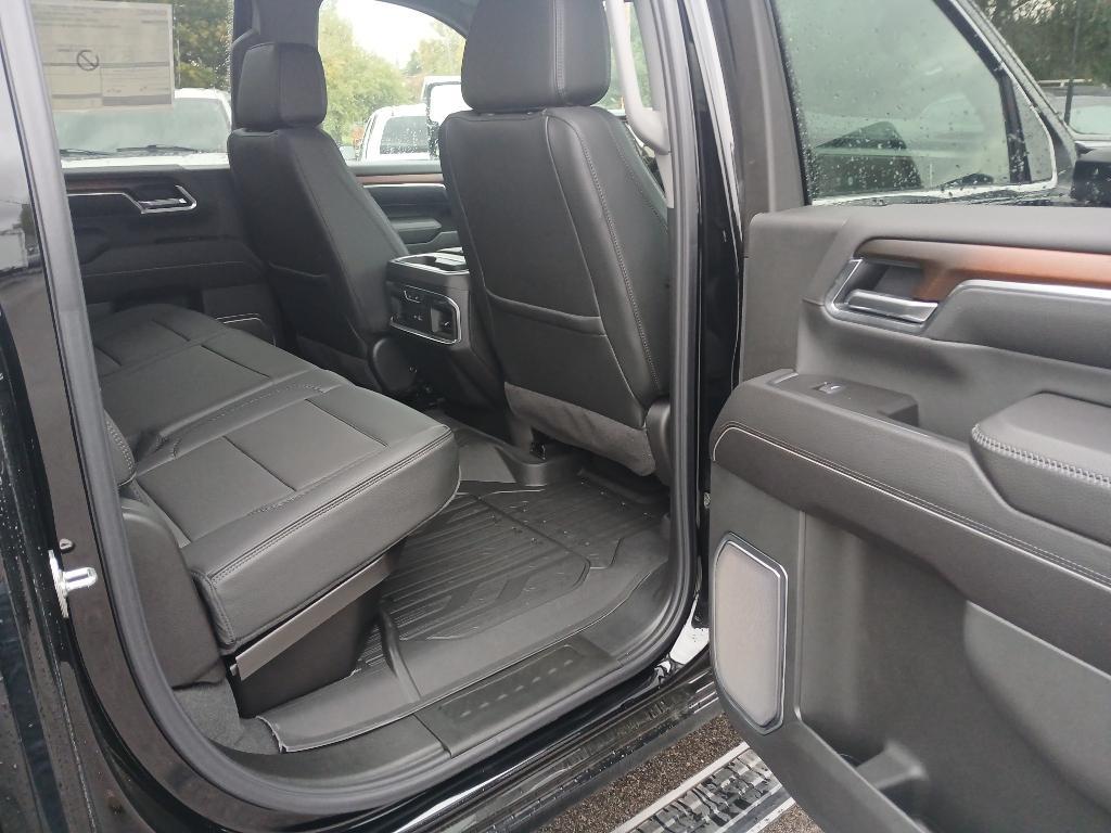 new 2025 GMC Sierra 3500 car, priced at $96,070