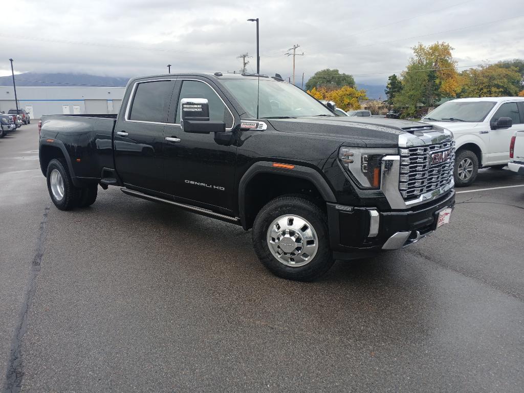 new 2025 GMC Sierra 3500 car, priced at $96,070