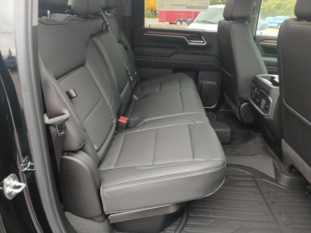 new 2025 GMC Sierra 3500 car, priced at $96,070