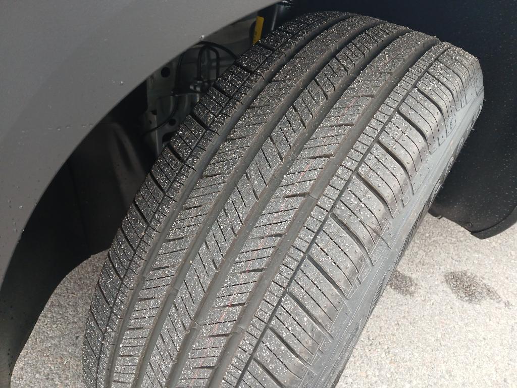 new 2026 Chevrolet Trax car, priced at $28,385