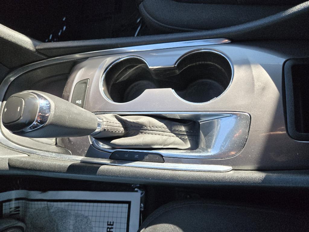 used 2020 Chevrolet Malibu car, priced at $15,589