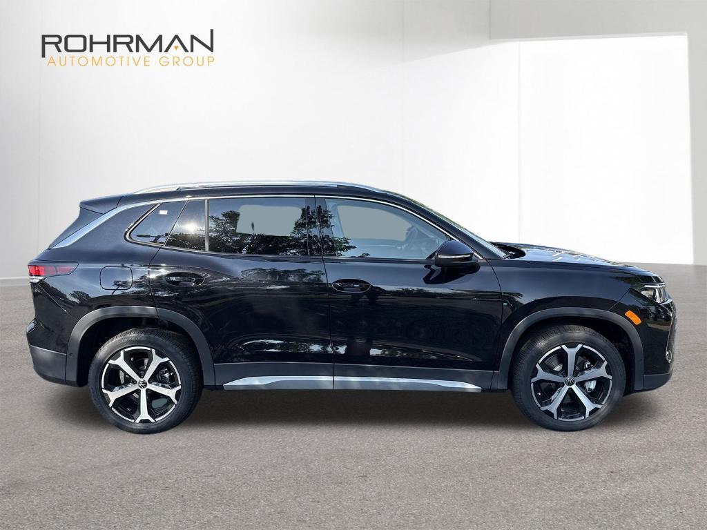 new 2025 Volkswagen Tiguan car, priced at $35,284