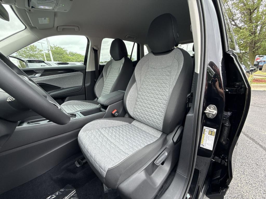 new 2025 Volkswagen Tiguan car, priced at $31,590