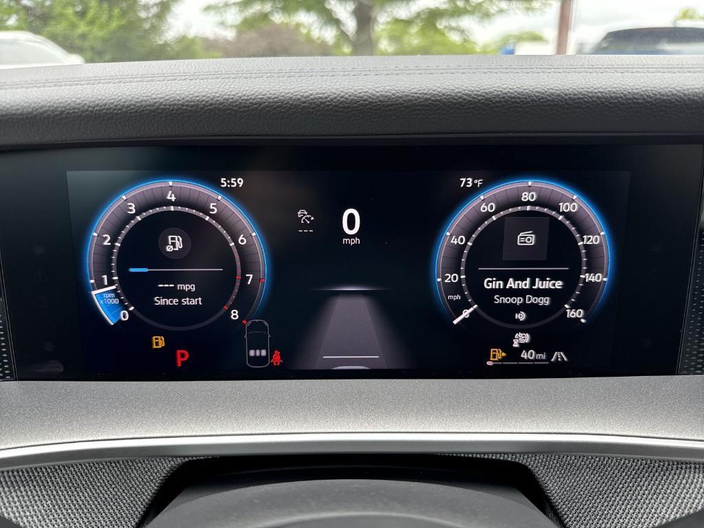 new 2025 Volkswagen Tiguan car, priced at $31,590