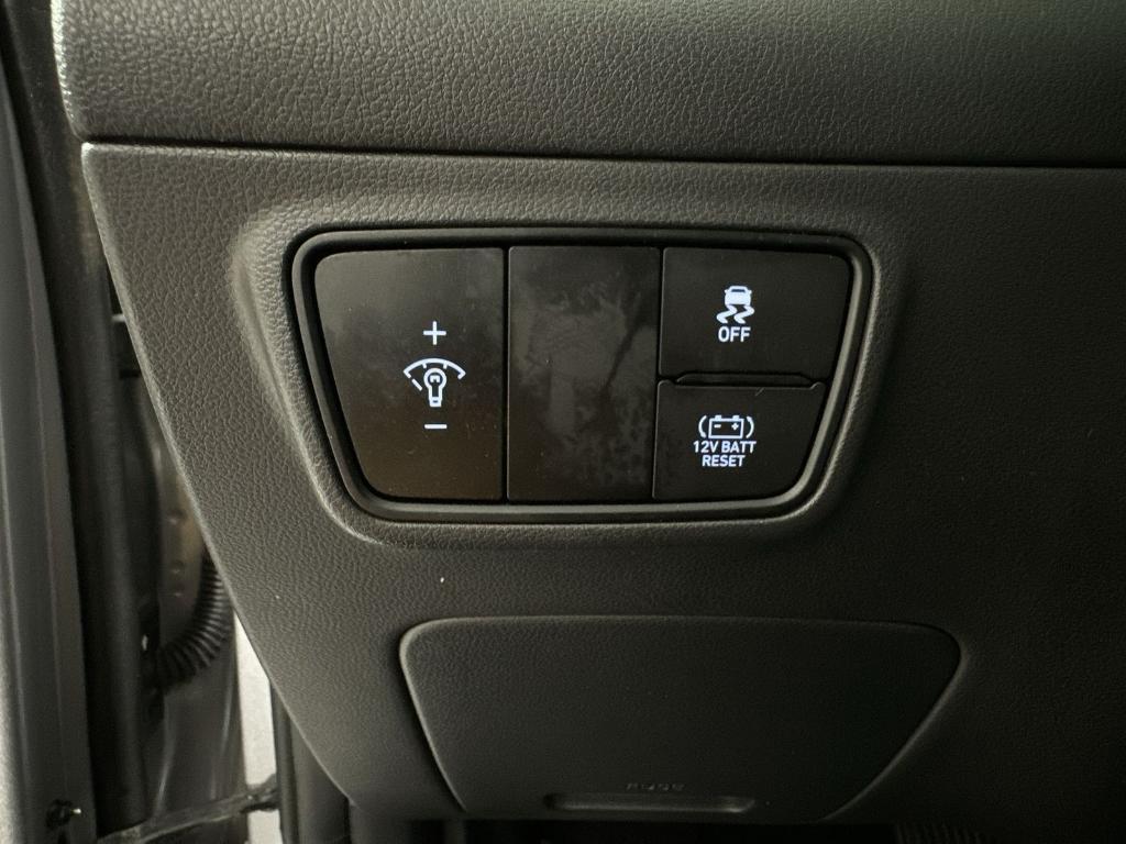 used 2022 Hyundai TUCSON Hybrid car, priced at $25,295
