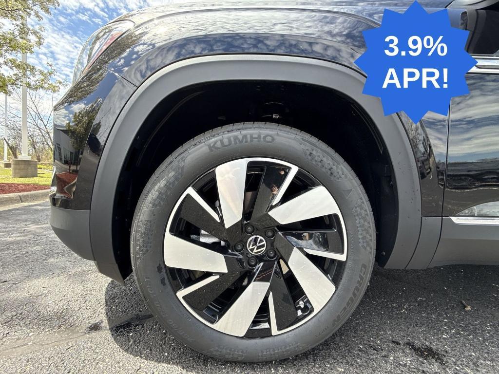 new 2025 Volkswagen Atlas Cross Sport car, priced at $45,596