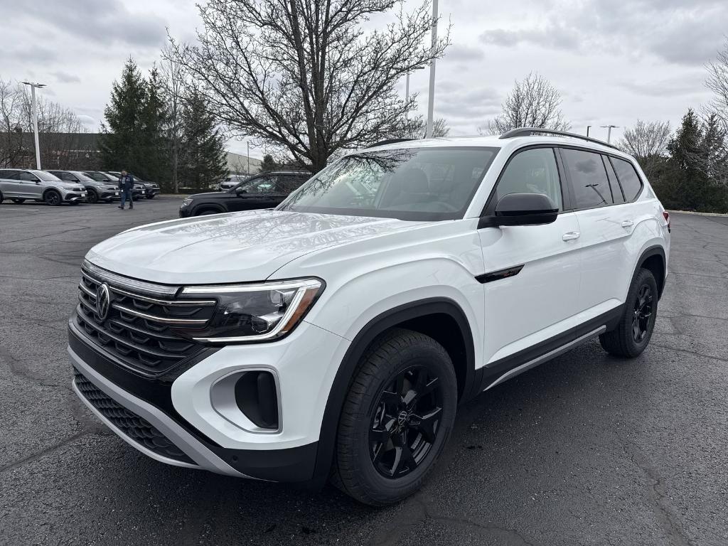 new 2025 Volkswagen Atlas car, priced at $46,292