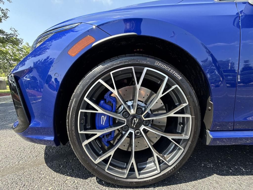 new 2025 Volkswagen Golf R car, priced at $52,721