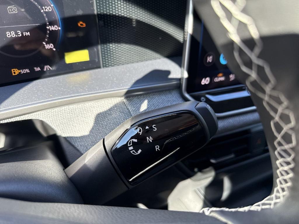 new 2025 Volkswagen Tiguan car, priced at $32,485