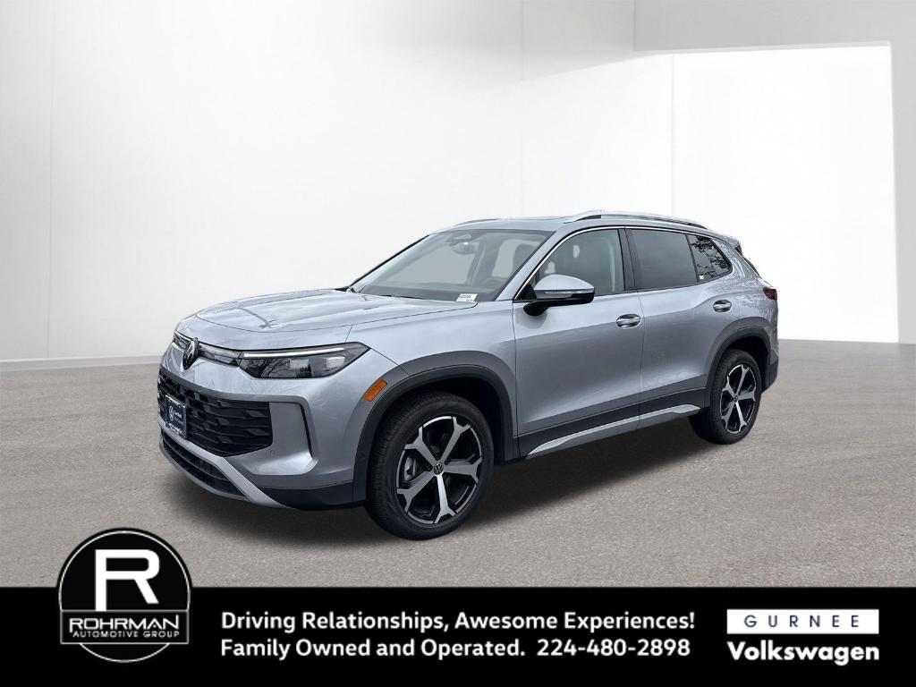 used 2025 Volkswagen Tiguan car, priced at $31,685