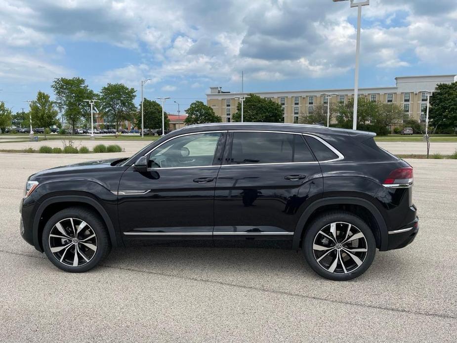 new 2024 Volkswagen Atlas Cross Sport car, priced at $42,995