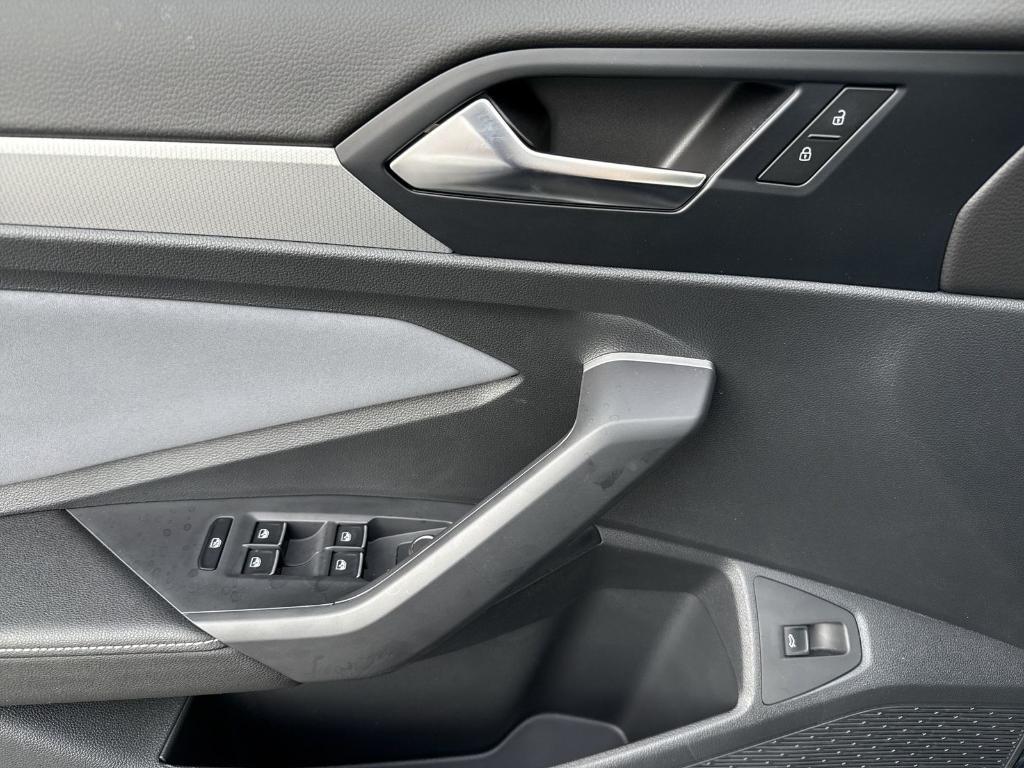 new 2025 Volkswagen Jetta car, priced at $24,257