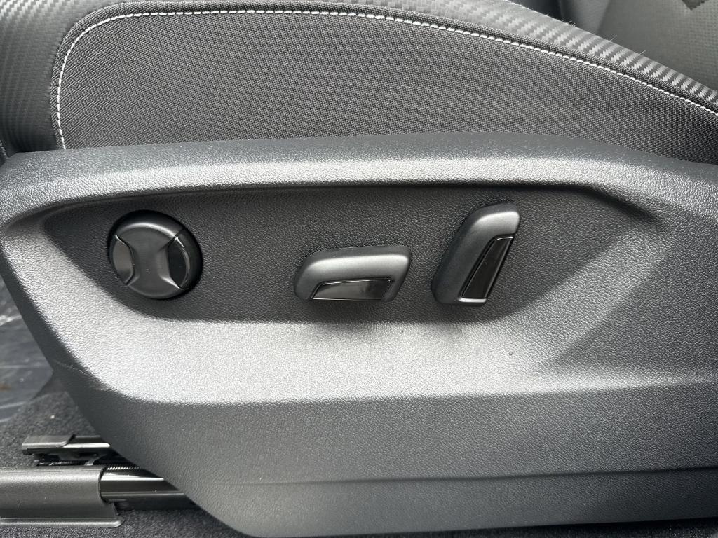 new 2026 Volkswagen Atlas Cross Sport car, priced at $46,228