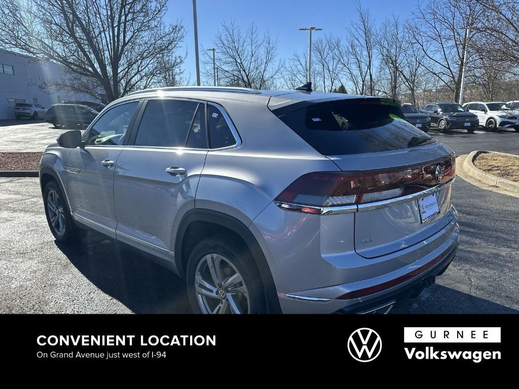 new 2024 Volkswagen Atlas Cross Sport car, priced at $40,299