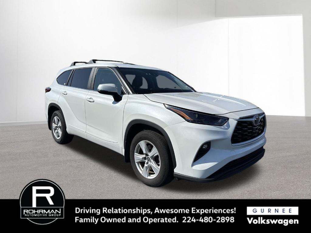 used 2023 Toyota Highlander car, priced at $28,269