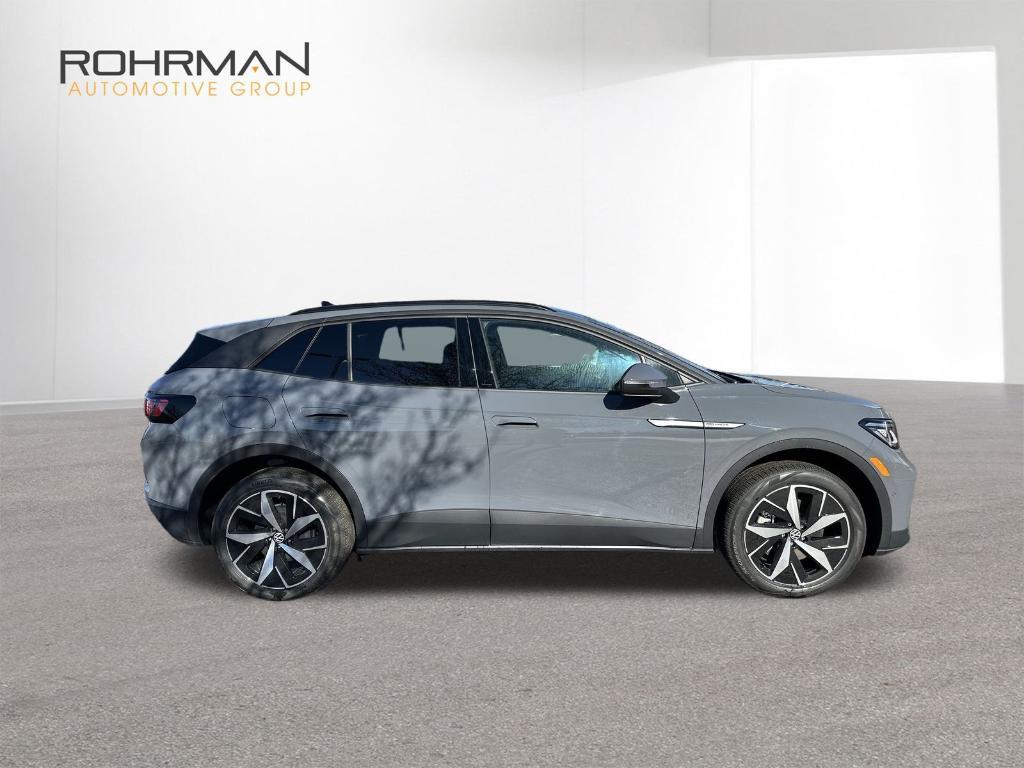 new 2025 Volkswagen ID.4 car, priced at $47,932