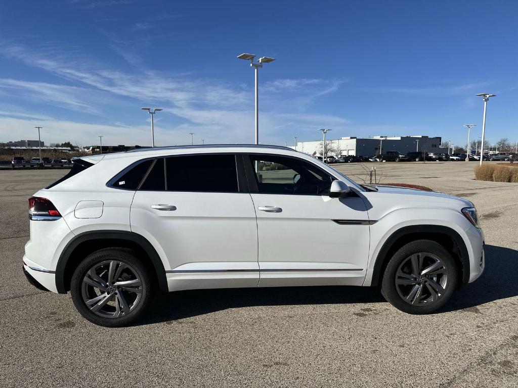 new 2024 Volkswagen Atlas Cross Sport car, priced at $44,534