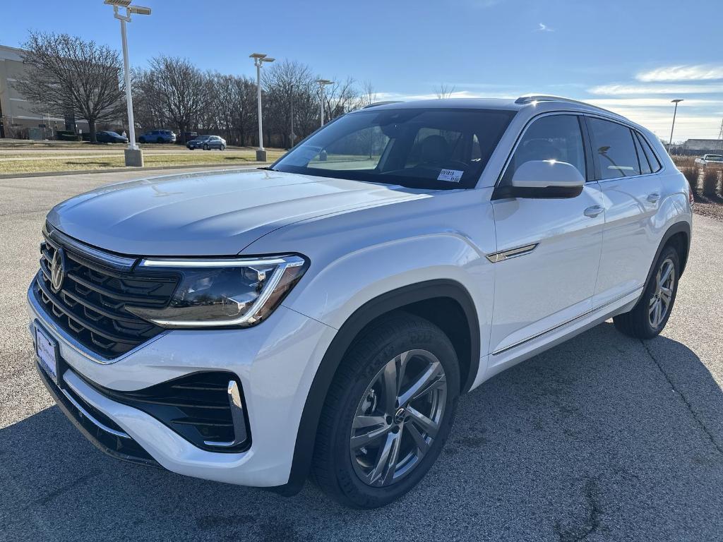 new 2024 Volkswagen Atlas Cross Sport car, priced at $44,534