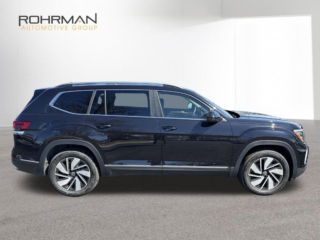 new 2025 Volkswagen Atlas car, priced at $46,128