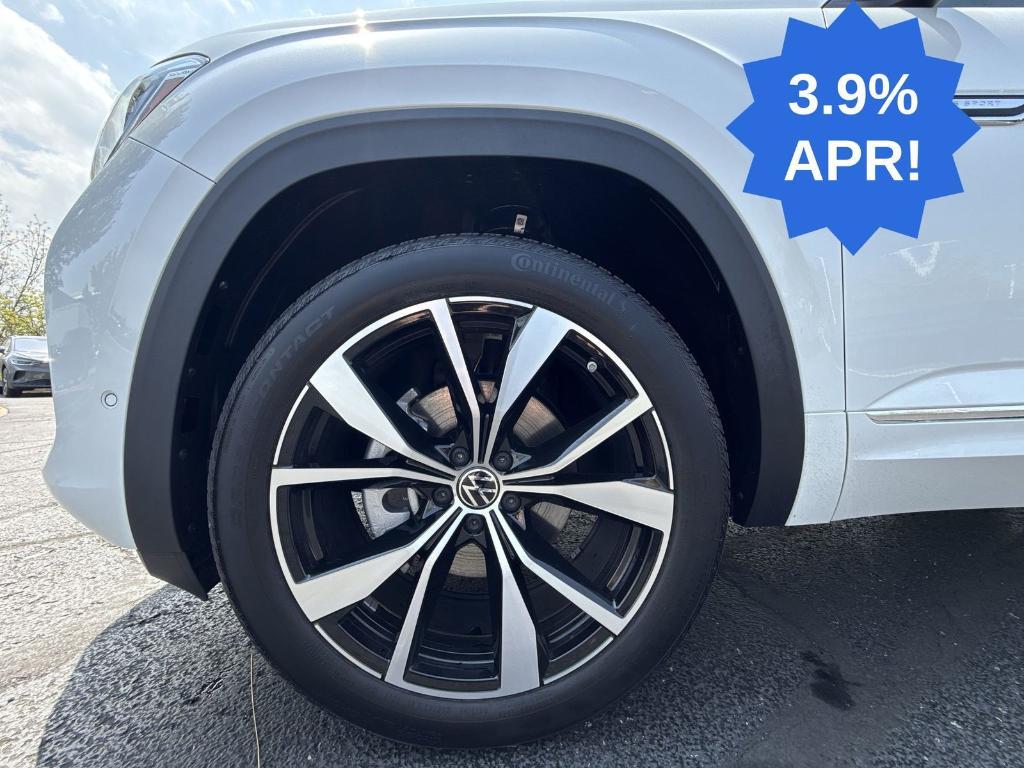 new 2025 Volkswagen Atlas Cross Sport car, priced at $50,872