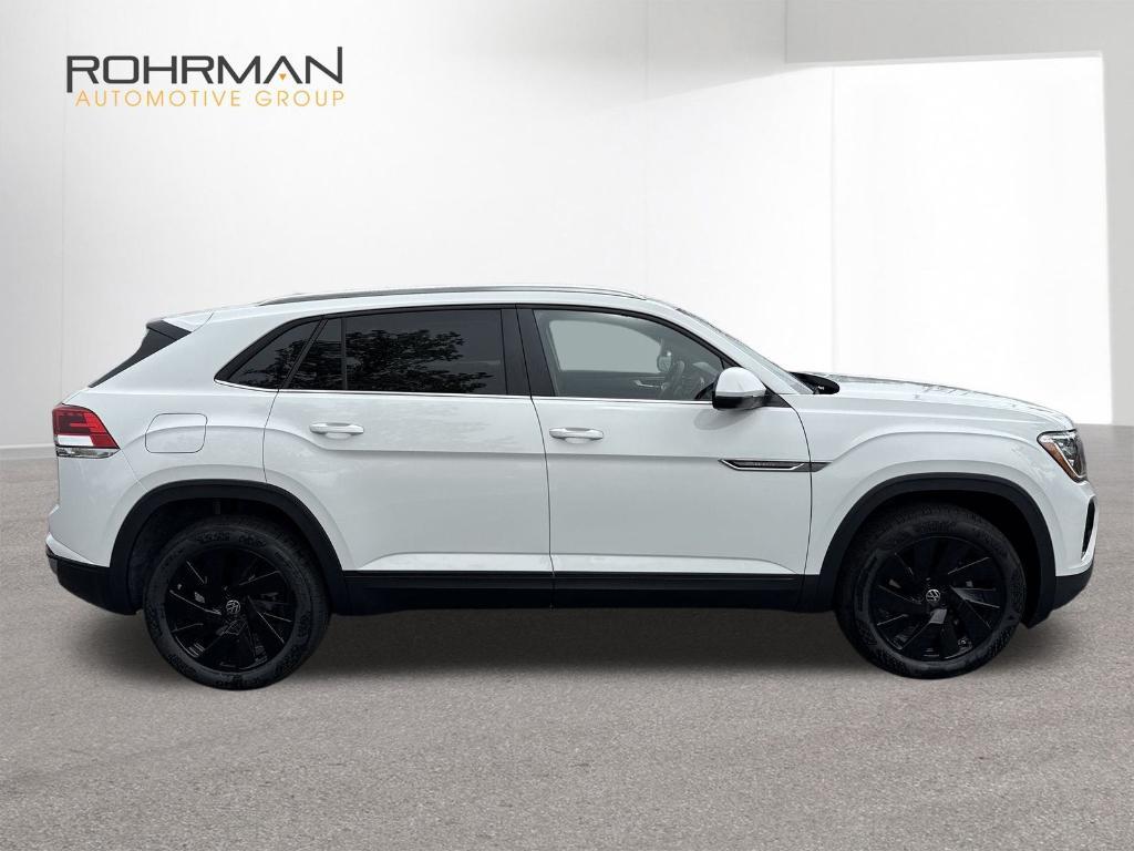 new 2025 Volkswagen Atlas Cross Sport car, priced at $43,246