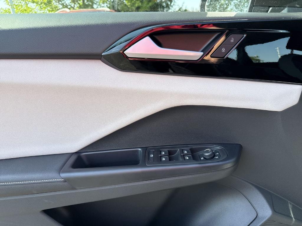 new 2025 Volkswagen Taos car, priced at $28,402