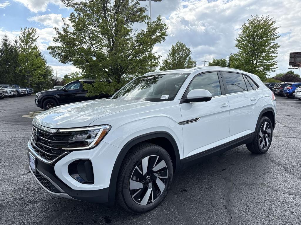 new 2025 Volkswagen Atlas Cross Sport car, priced at $42,759