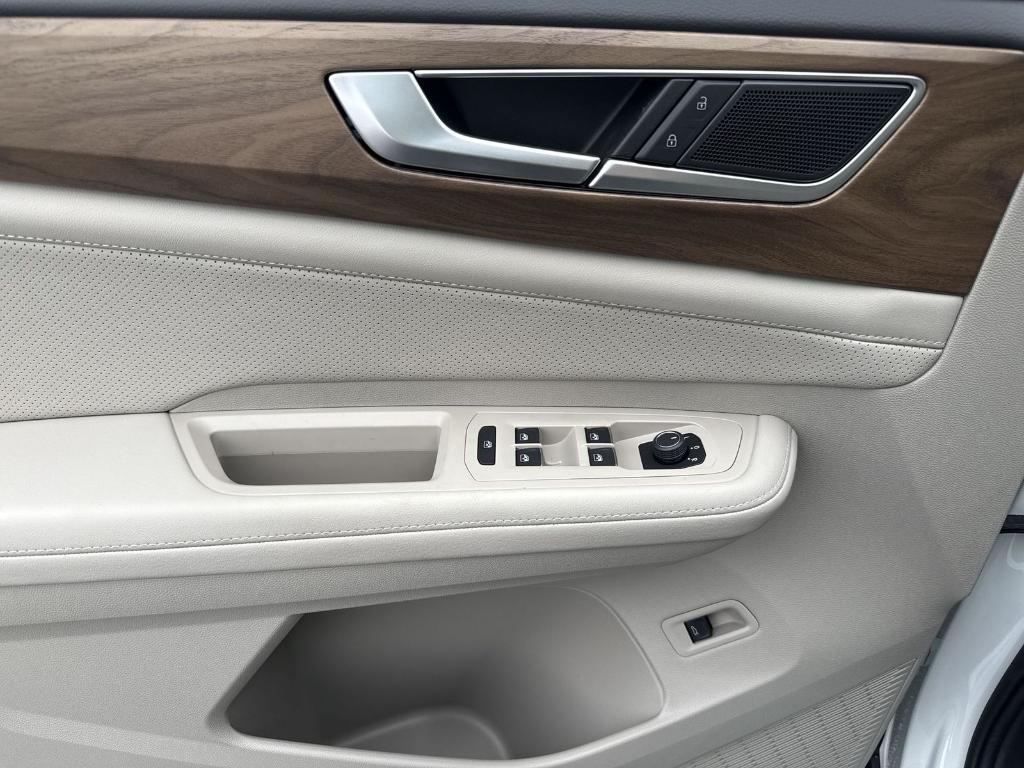 new 2025 Volkswagen Atlas car, priced at $44,265