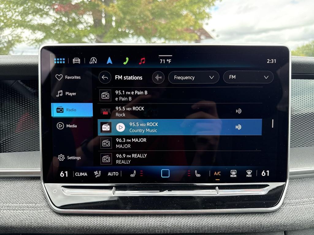 new 2025 Volkswagen Tiguan car, priced at $32,137