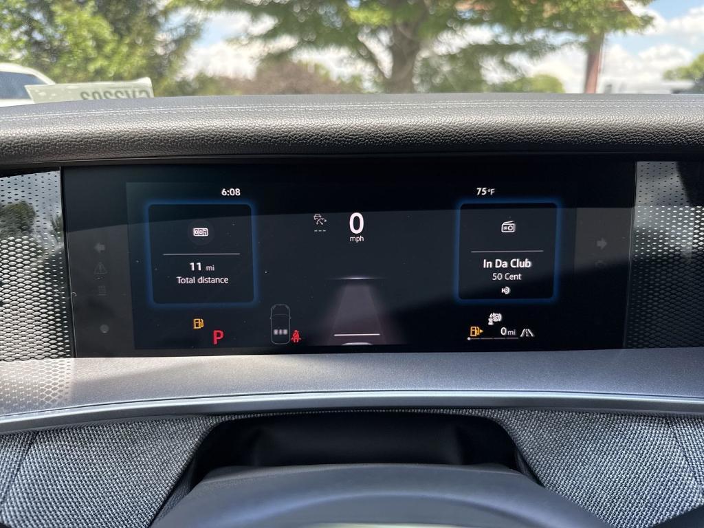 new 2025 Volkswagen Tiguan car, priced at $32,088