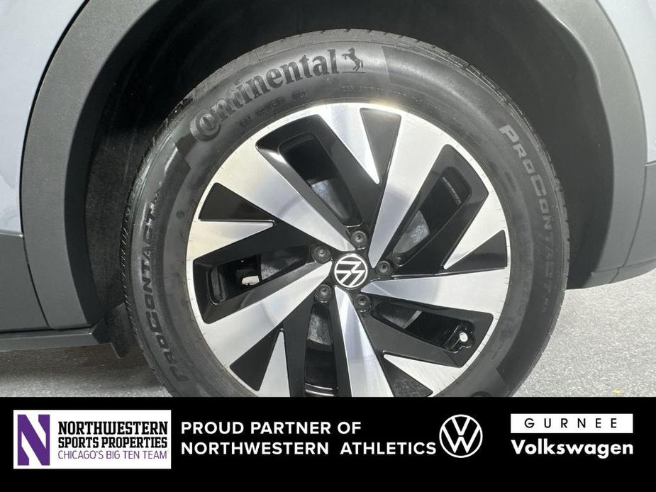 used 2023 Volkswagen ID.4 car, priced at $25,894