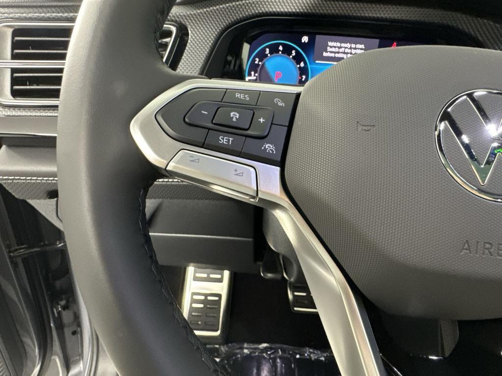 new 2024 Volkswagen Atlas Cross Sport car, priced at $39,999
