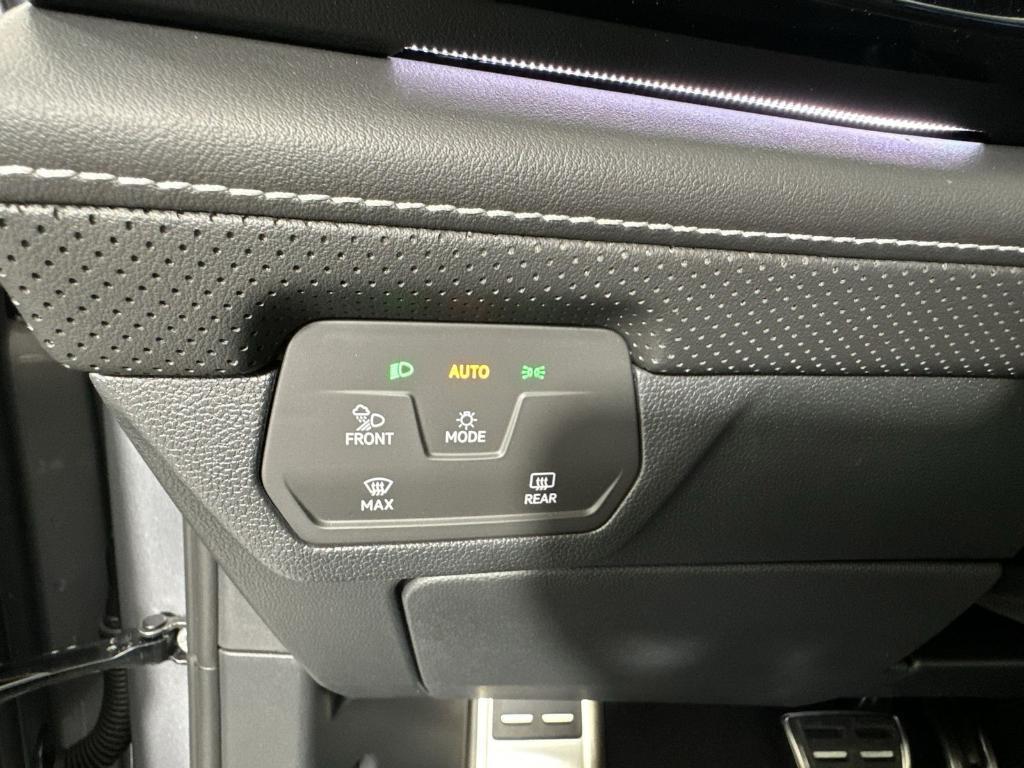 new 2024 Volkswagen Atlas Cross Sport car, priced at $39,999
