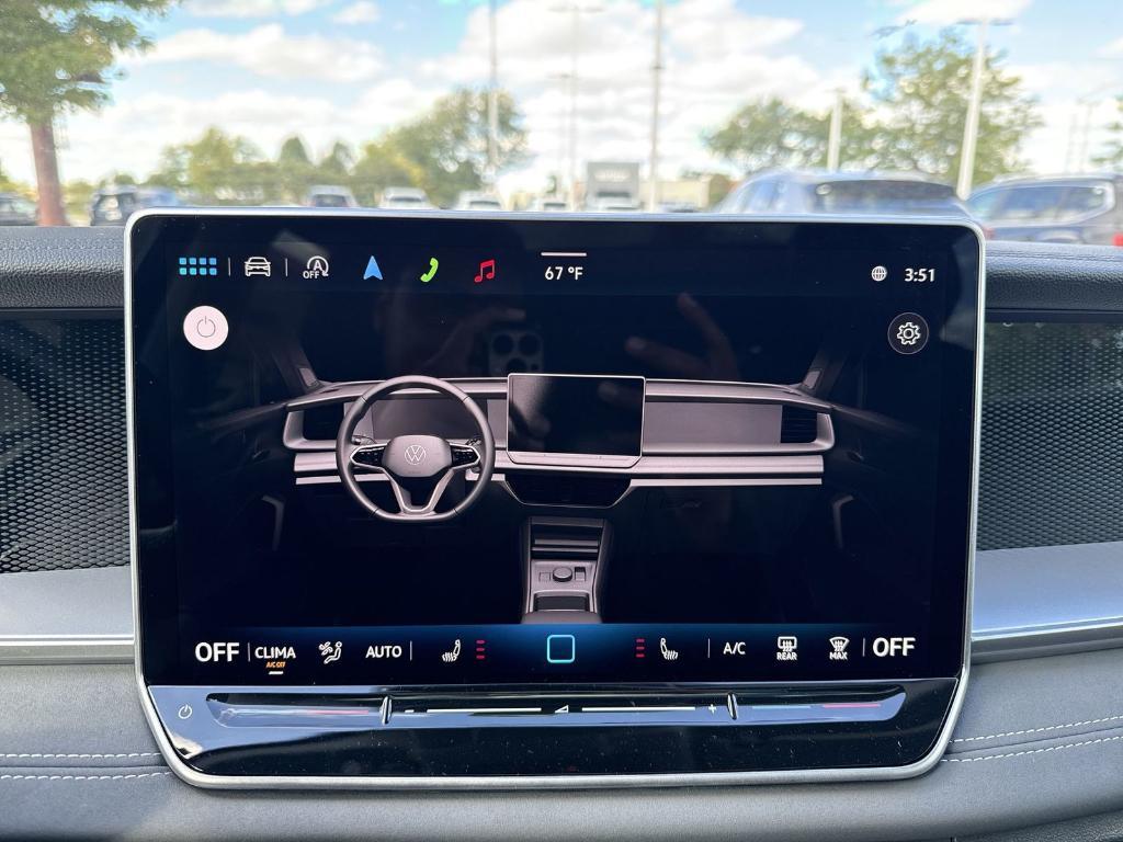 new 2025 Volkswagen Tiguan car, priced at $36,104