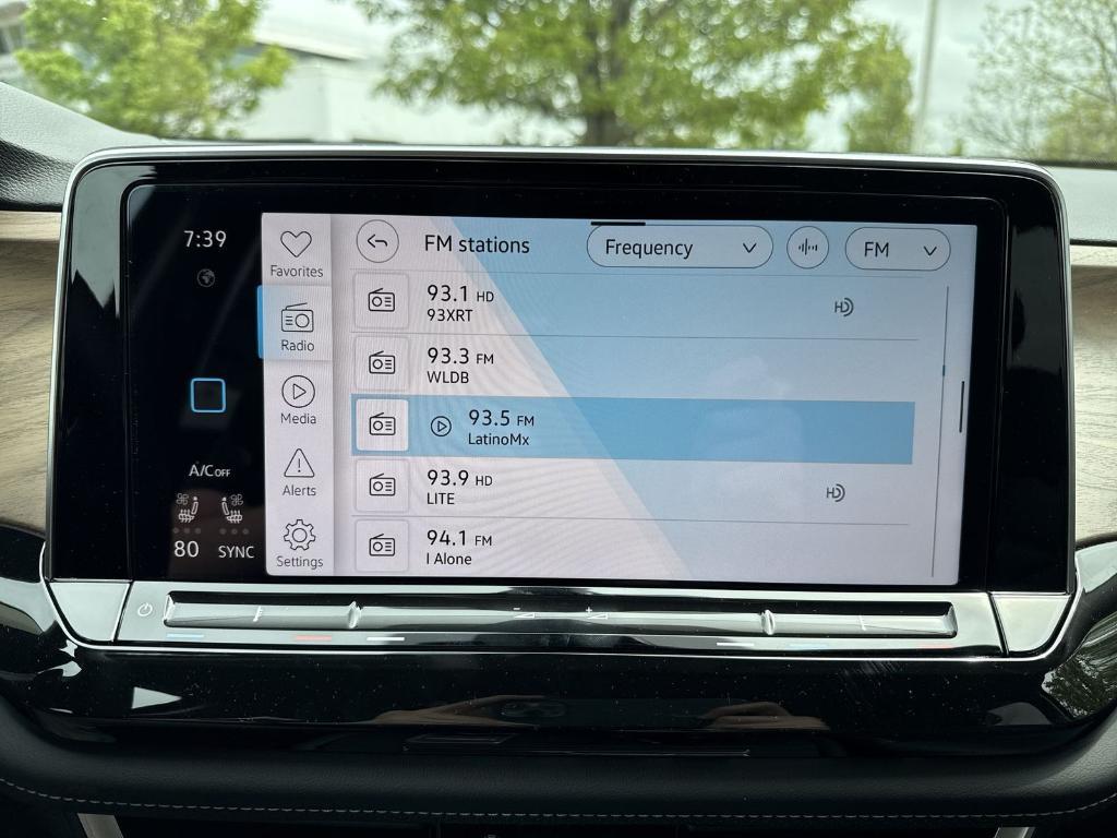 new 2025 Volkswagen Atlas car, priced at $38,006