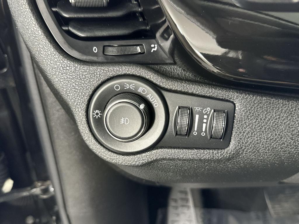 used 2020 FIAT 500X car, priced at $15,999