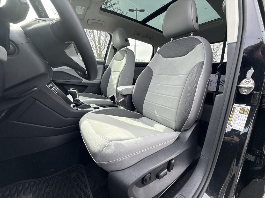 new 2024 Volkswagen Taos car, priced at $30,259