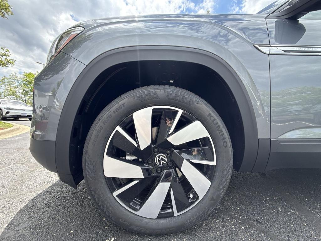 new 2025 Volkswagen Atlas Cross Sport car, priced at $42,080