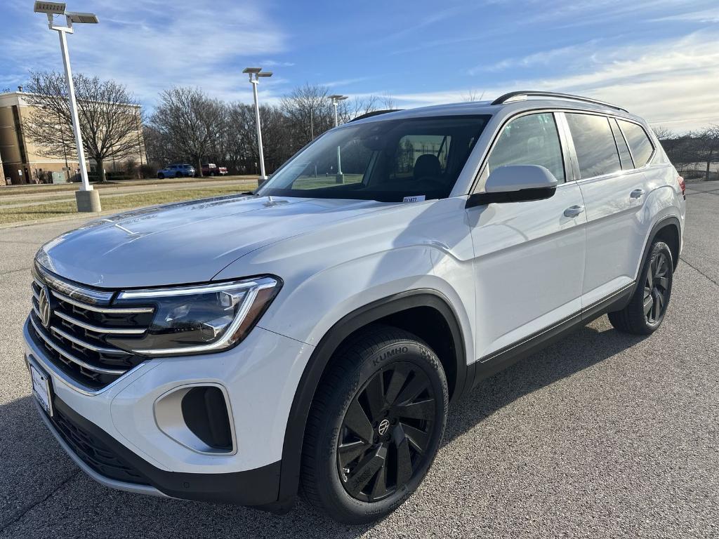 new 2025 Volkswagen Atlas car, priced at $44,475