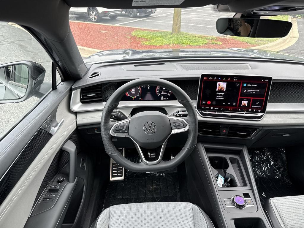 new 2025 Volkswagen Tiguan car, priced at $37,191