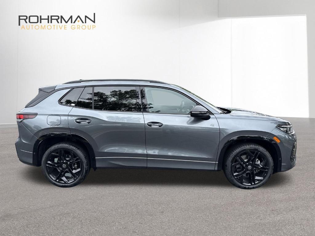 new 2025 Volkswagen Tiguan car, priced at $37,191
